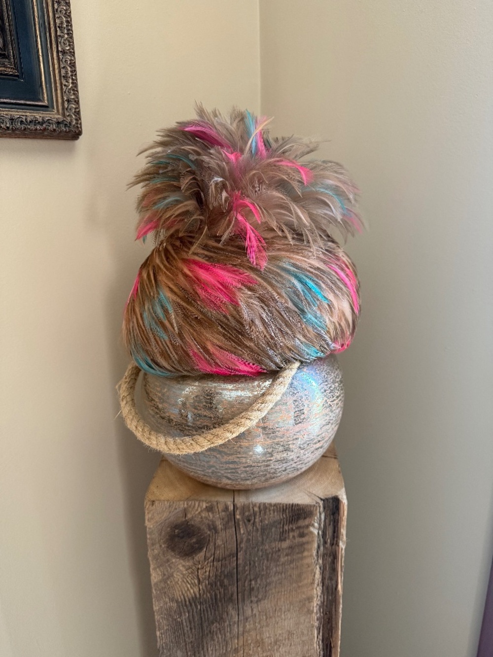 FABULOUS Vintage Desi of New York Women's Feather Pillbox with Tuft Hat Small